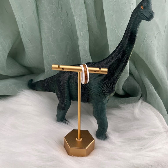 Aolani Hawaii Hawaiian Koa Inlay with White 6mm Ceramic Barrel Ring | Size 6 - Picture 7 of 13